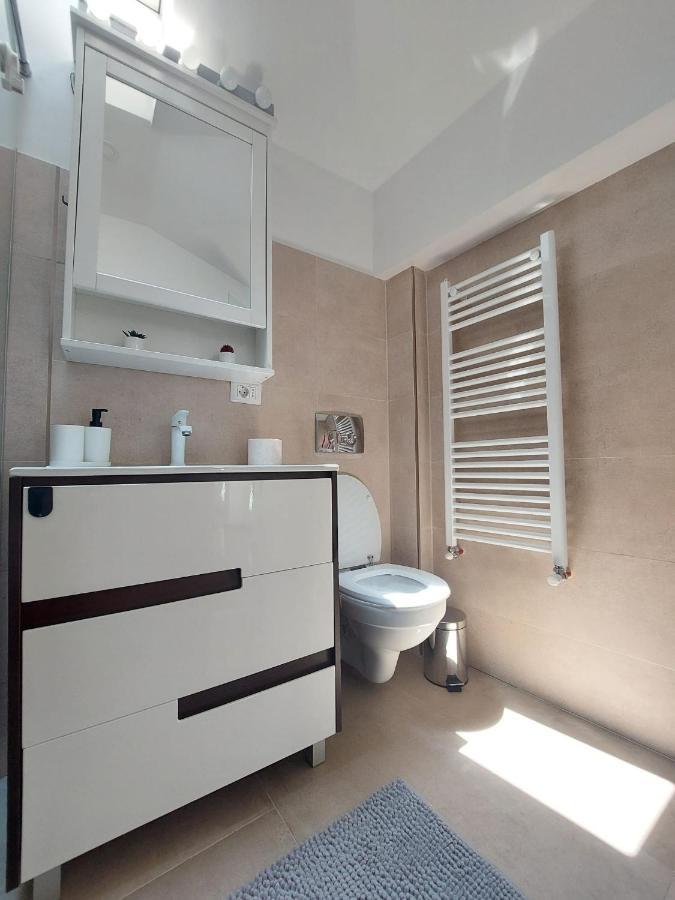 Sweet Dreams Suites Lovely Duplex Universitate Bucharest Exterior photo
